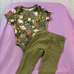 5 for $10 💜 Old Navy Size 12-24 Months